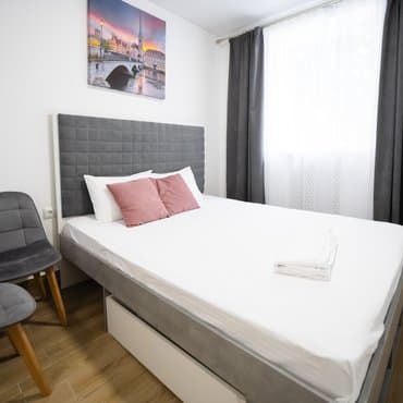 вул. Карела Чапека, 3, кв. 21 (студія 2)