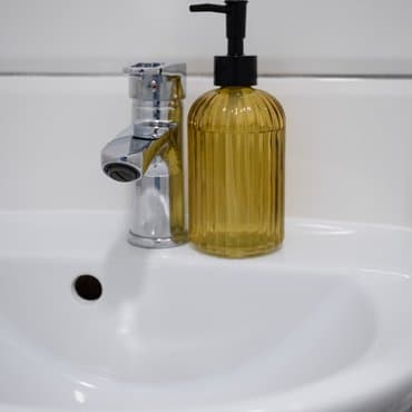 вул. Карела Чапека, 3, кв. 21 (студія 4)