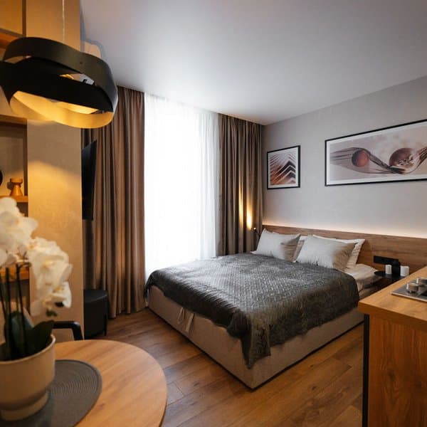 вул. Бердника Олеся, 1-Д, кв. 126 (студія 3)