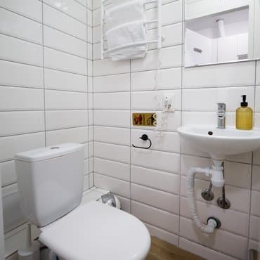 вул. Карела Чапека, 3, кв. 21 (студія 2)