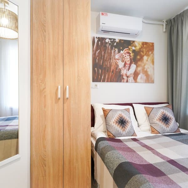 вул. Джона Маккейна, 35Б, кв.2 (студія 1)