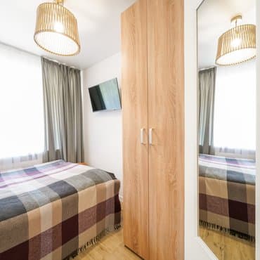 вул. Джона Маккейна, 35Б, кв.2 (студія 2)