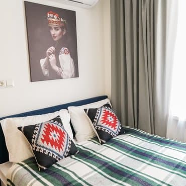 вул. Джона Маккейна, 35Б, кв.2 (студія 3)