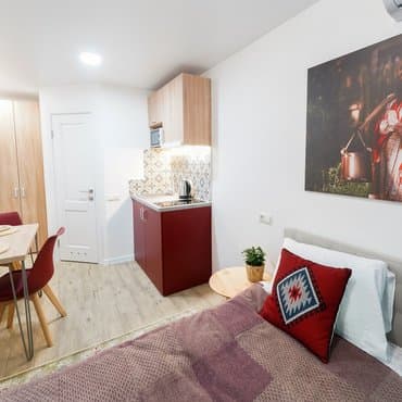 вул. Джона Маккейна, 35Б, кв.1 (студія 5)