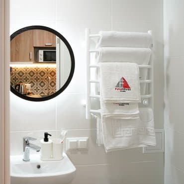 вул. Джона Маккейна, 35Б, кв.1 (студія 7)