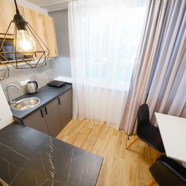 вул. Мілютенка, 11, кв. 165 (студія 4)