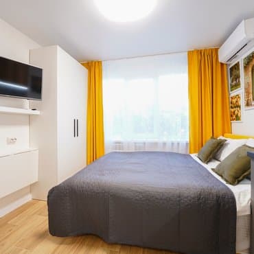 вул. Мілютенка, 11, кв. 165 (студія 3)