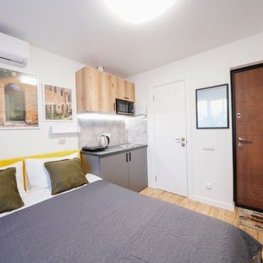 вул. Мілютенка, 11, кв. 165 (студія 3)