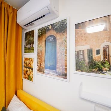 вул. Мілютенка, 11, кв. 165 (студія 3)