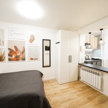 вул. Мілютенка, 11, кв. 165 (студія 4)