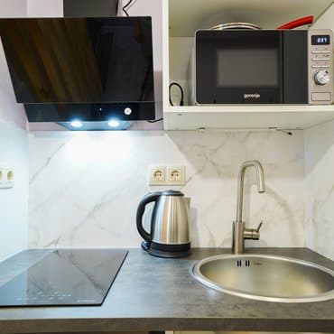 проспект Повітряних сил, 12, кв. 44 (студія 2)