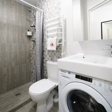 вул. Шолом-Алейхема, 1, кв. 148 (студія 2)