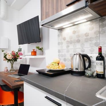 вул. Шолом-Алейхема, 1, кв. 148 (студія 2)