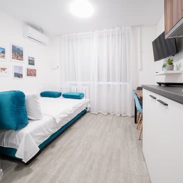 вул. Шолом-Алейхема, 1, кв. 148 (студія 4)