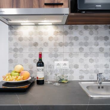 вул. Шолом-Алейхема, 1, кв. 148 (студія 4)