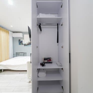 вул. Костянтинівська, 43, кв. 4 (студія 3)