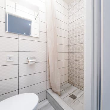 вул. Костянтинівська, 43, кв. 4 (студія 3)