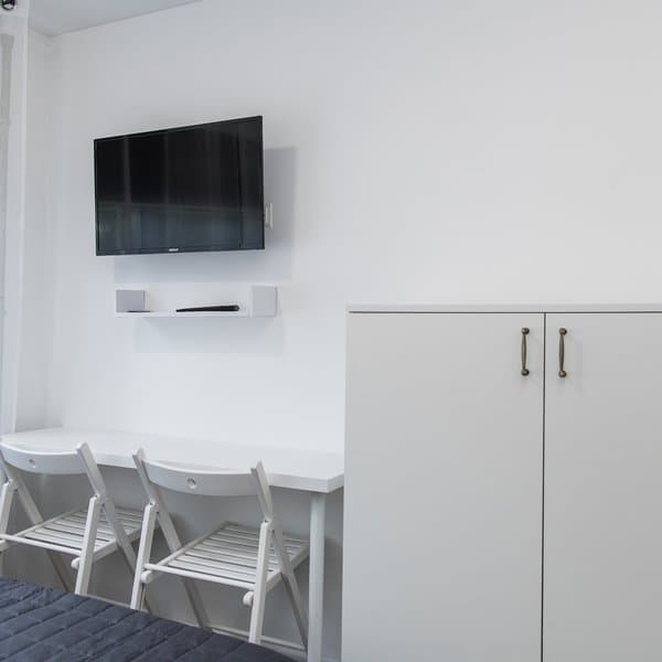 вул. Дегтярівська, 43/2, кв. 1 (студія 3)