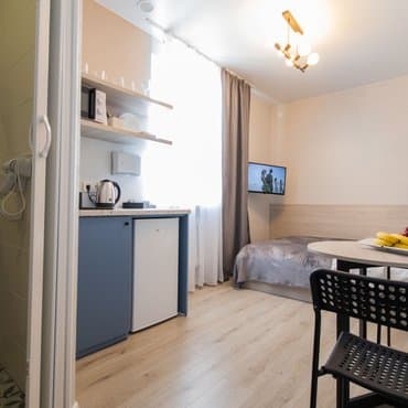 вул. Миколи Амосова, 14, кв. 4 (студія 4)