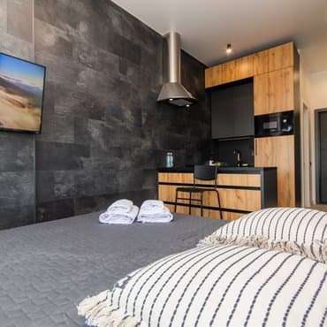 вул. Академіка Заболотного, 1А, кв. 461 (студія 4)