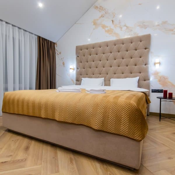 33 Yevhen Chykalenko Street, Apt. 17 (Studio 2)
