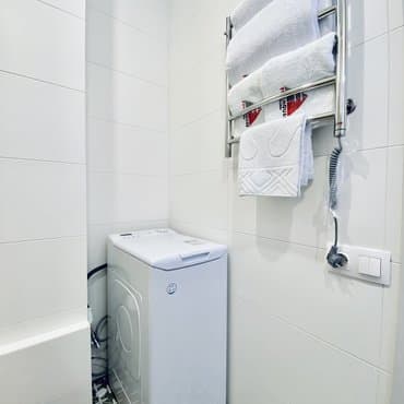 вул. Ревуцького, 40В, кв. 750 (студія 2)