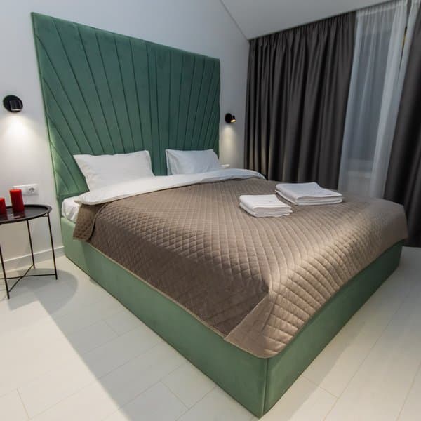 вул. Євгена Чикаленка, 33, кв. 17 (студія 11)