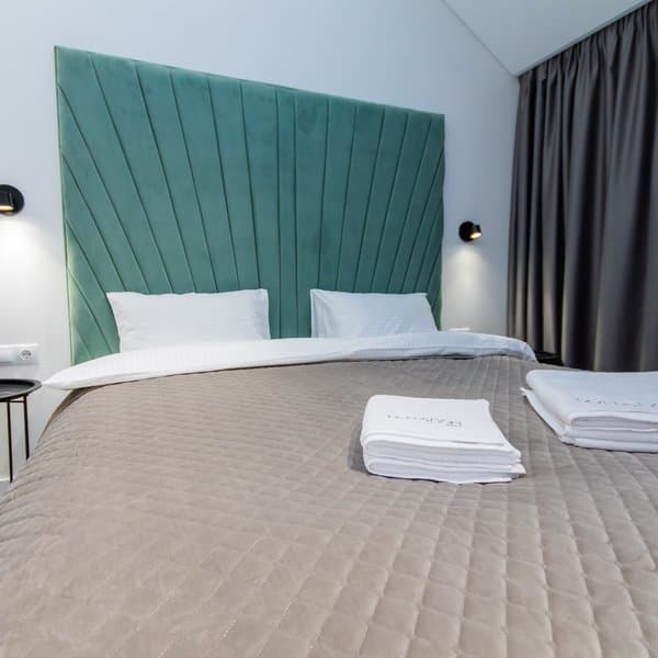 вул. Євгена Чикаленка, 33, кв. 17 (студія 11)