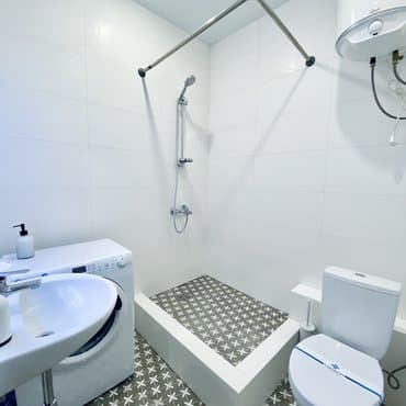 вул. Ревуцького, 40В, кв. 750 (студія 1)