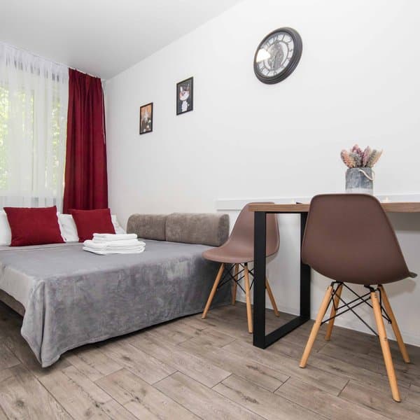 вул. Кирилівська, 34-38, кв. 39 (студія 3)