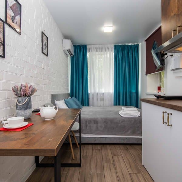 вул. Кирилівська, 34-38, кв. 39 (студія 2)