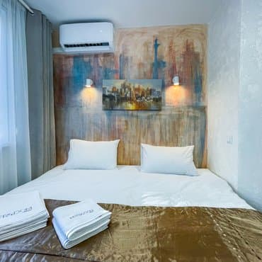 бульвар Лесі Українки, 16А, кв. 1 (студія 2)