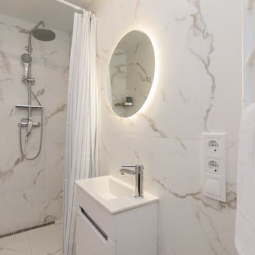 вул. Дегтярівська, 25А, кв. 208 (студія 4)