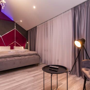 вул. Євгена Чикаленка, 33, кв. 17 (студія 1)