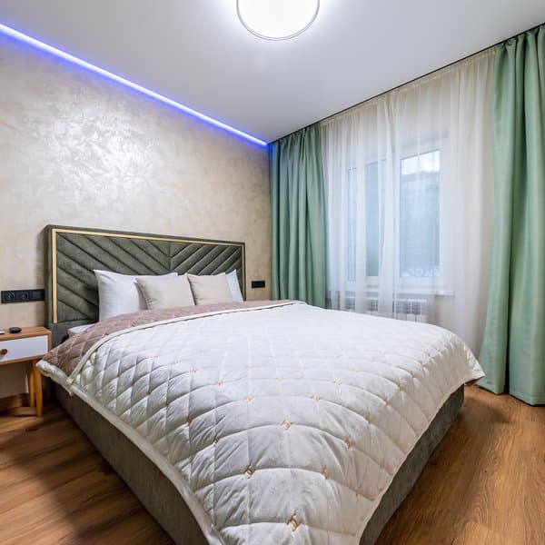 проспект Європейського Союзу, 6, кв. 37 (студія 2)