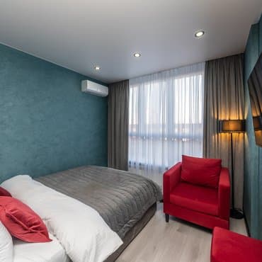 вул. Набережно-Рибальська, 27, кв. 13 (студія 2)