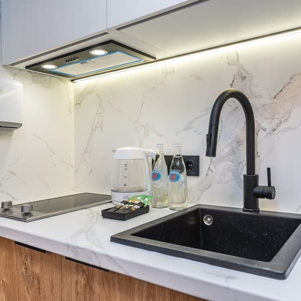 вул. Васильківська, 6, кв. 6 (студія 2)