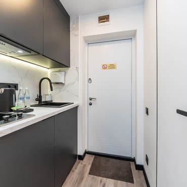 вул. Васильківська, 6, кв. 6 (студія 3)