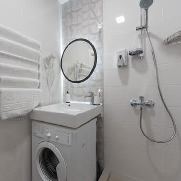 вул. Тираспольська, 54, кв. 196 (студія 2)