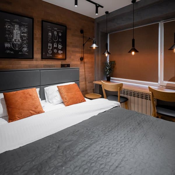 вул. Братиславська, 4, кв. 111 (студія 2)