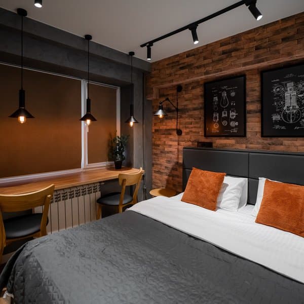 вул. Братиславська, 4, кв. 111 (студія 1)