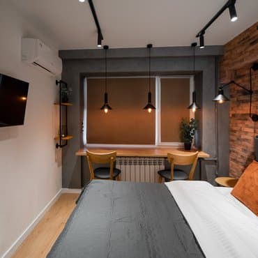 вул. Братиславська, 4, кв. 111 (студія 1)