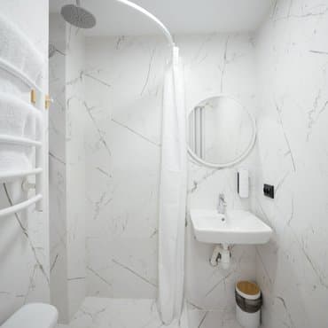 вул. Лаврська 4, кв. 161 (студія 3)