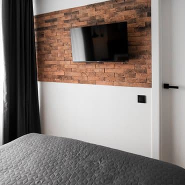 вул. Братиславська, 4, кв. 111 (студія 3)