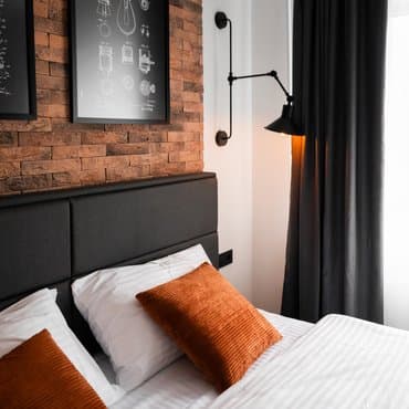 вул. Братиславська, 4, кв. 111 (студія 3)