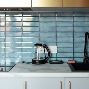 вул. Набережно-Рибальська, 27, кв. 1 (студія 2)