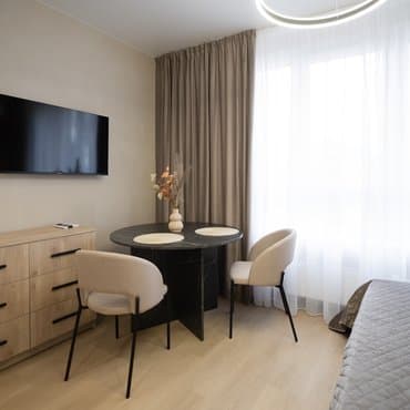 Апартаменти неподалік метро Житомирська