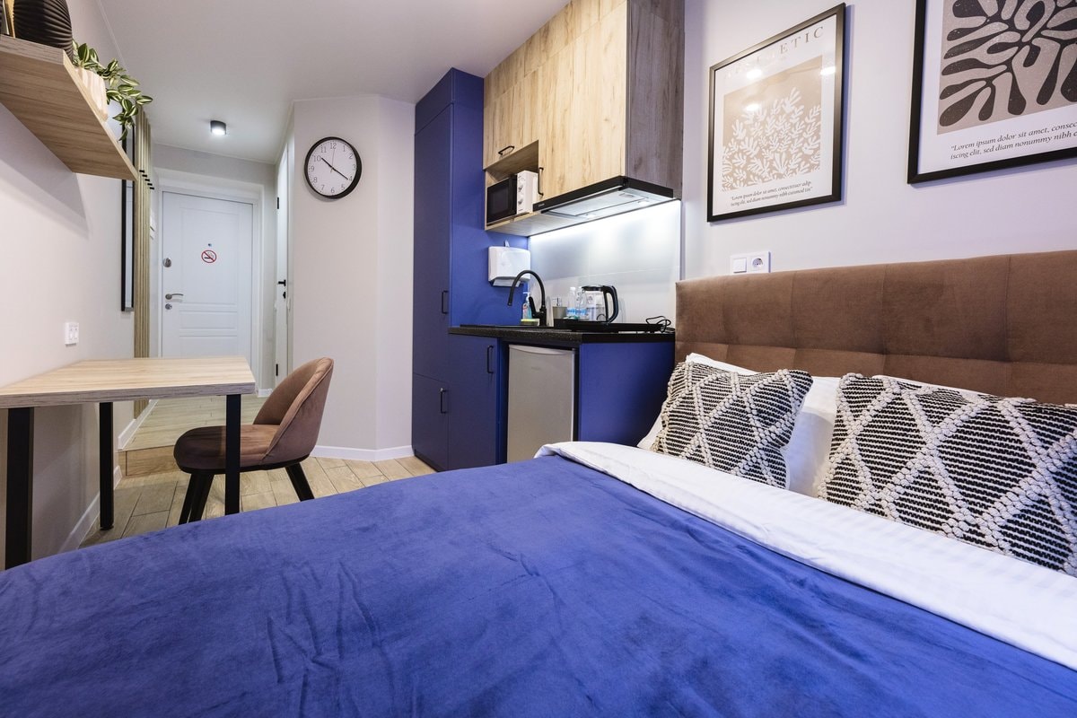 проспект Повітряних сил, 12, кв. 48 (студія 4)