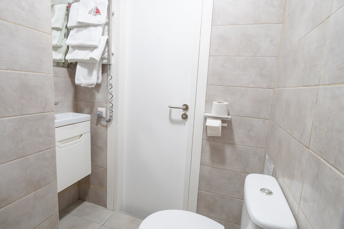 проспект Берестейський, 67В, кв. 87 (студія 3)