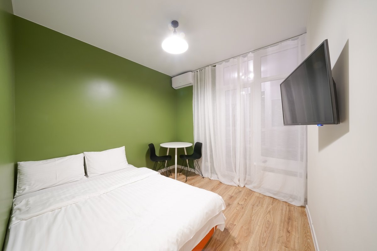 проспект Берестейський, 67В, кв. 87 (студія 4)